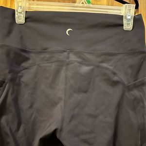 Zyia Navy Pocket Brilliant Hi-Rise 7/8 size 12